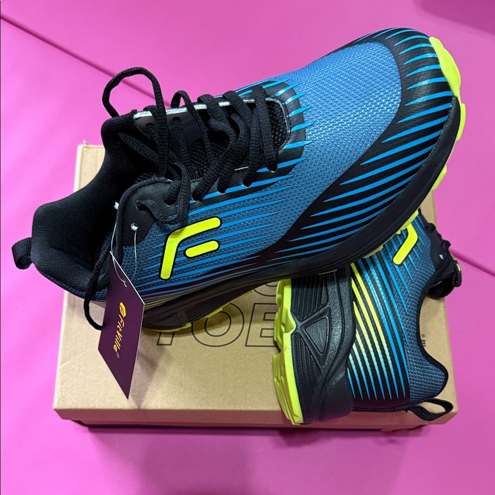 The FitVille AllTraction V2 Trail Running Shoes